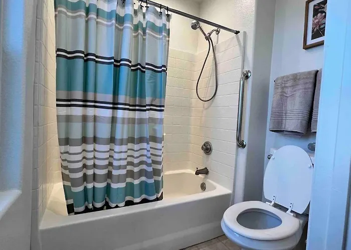 Holiday home Cozy 3 Bedrooms Town In With Community Pool