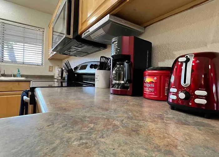 Holiday home Cozy 3 Bedrooms Town In With Community Pool