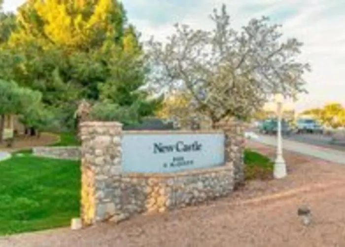 Cozy 3 Bedrooms Town In With Community Pool Chandler