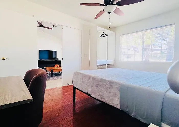 Holiday home Cozy 3 Bedrooms Town In With Community Pool Chandler