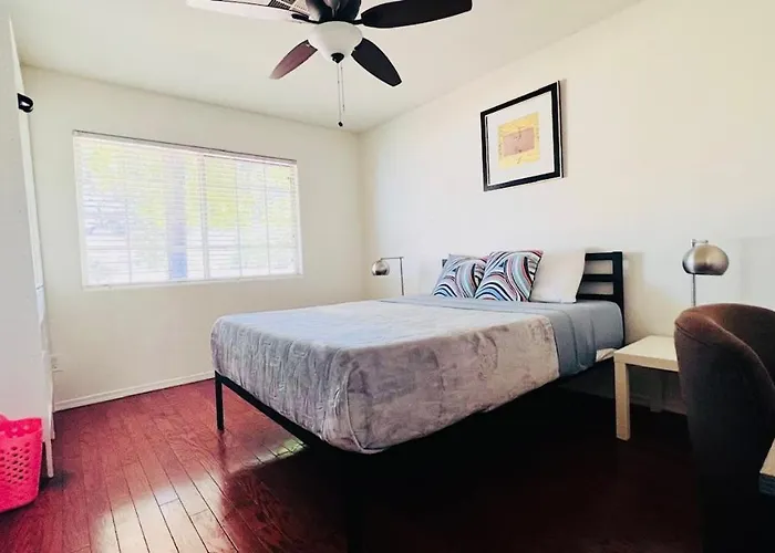 Holiday home Cozy 3 Bedrooms Town In With Community Pool Chandler